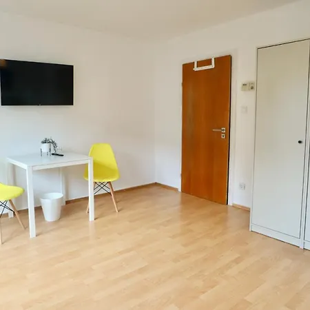 Bege Apartments: Company Comfort Apartman *