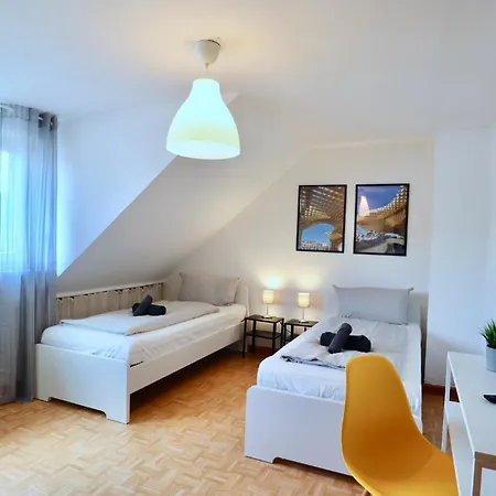 Bege Apartments: Company Comfort Apartman *